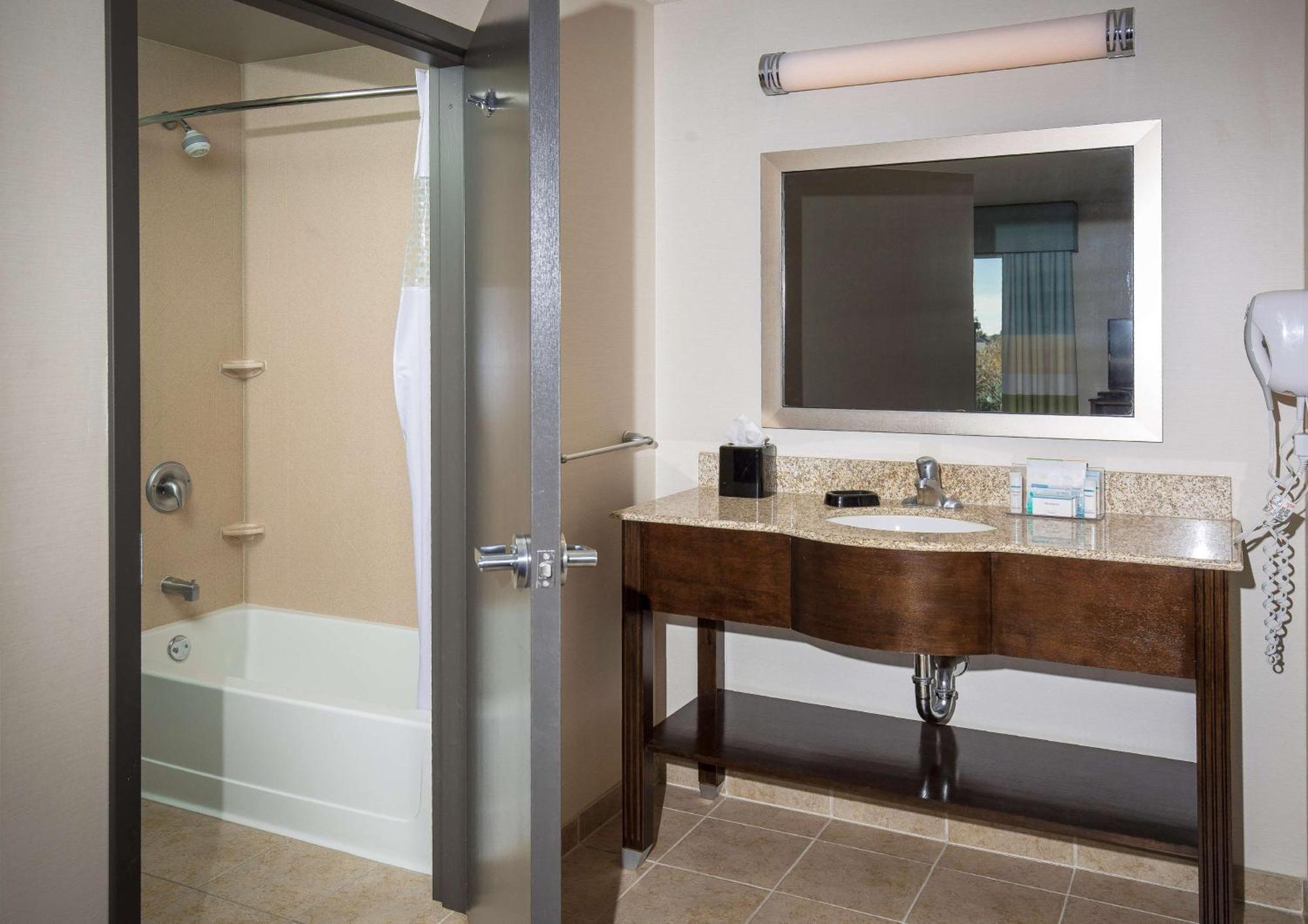 Hampton Inn & Suites Suisun City Waterfront Ngoại thất bức ảnh